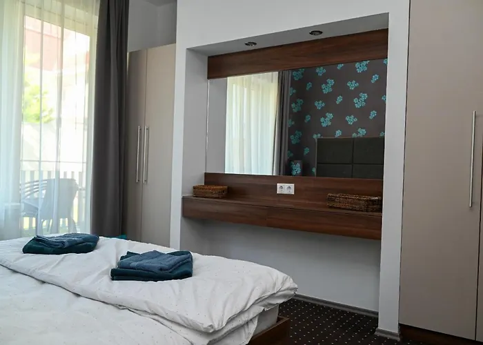 Lara Five Apartman